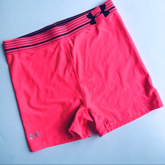 Under Armour Compression Shorty’s - Picture 4 of 7